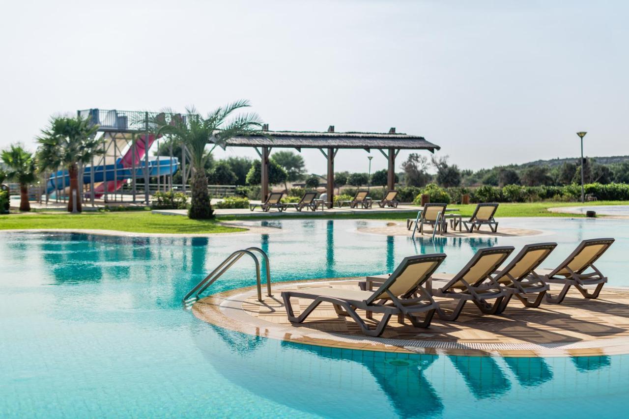 Thalassa Beach Family & Waterpark Resort Vokolidha Extérieur photo