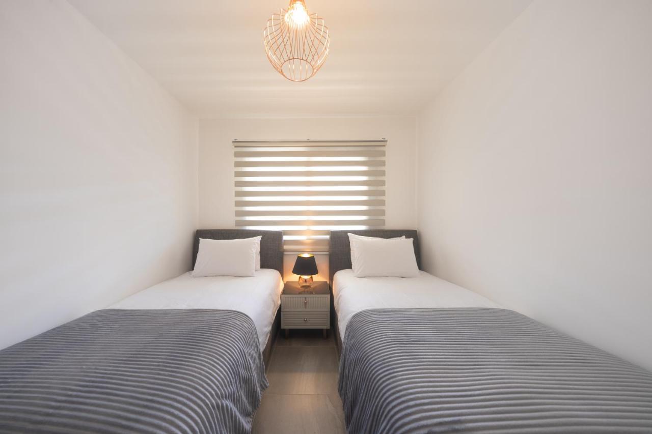 Thalassa Beach Family & Waterpark Resort Vokolidha Extérieur photo