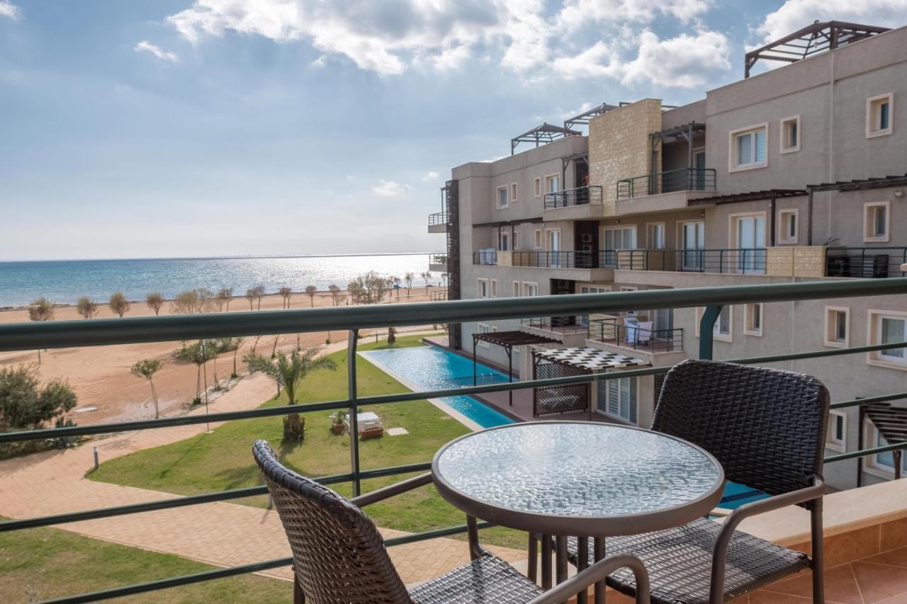 Thalassa Beach Family & Waterpark Resort Vokolidha Extérieur photo