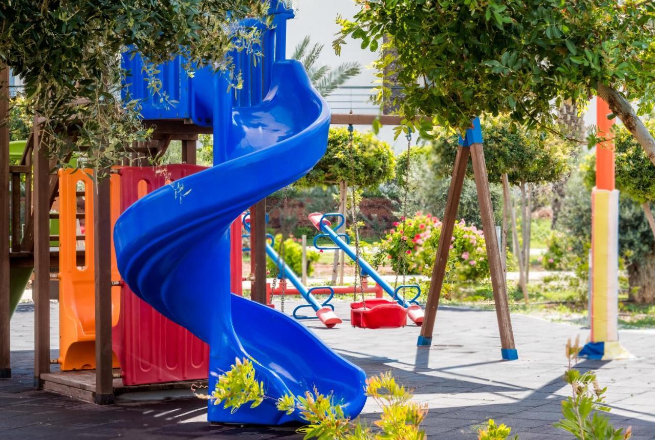Thalassa Beach Family & Waterpark Resort Vokolidha Extérieur photo
