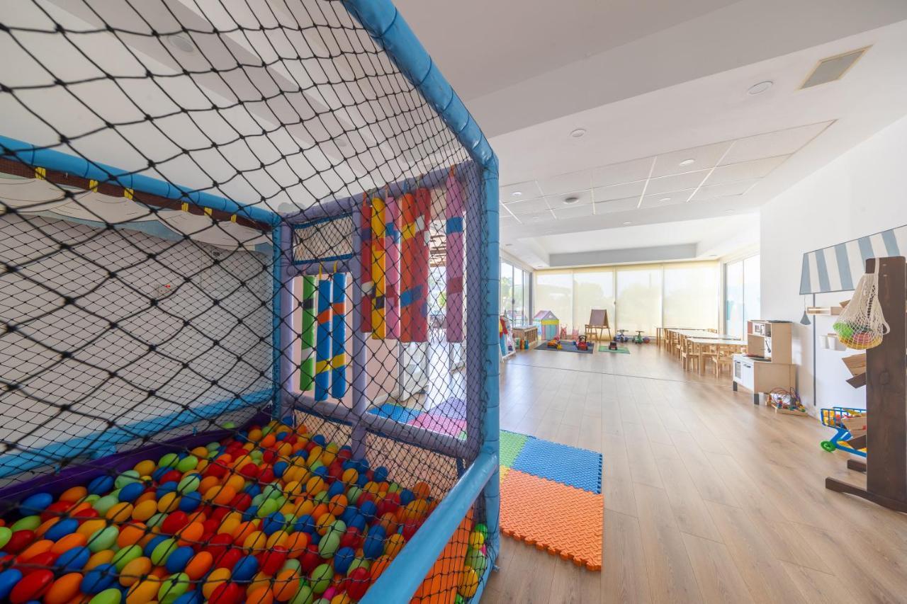 Thalassa Beach Family & Waterpark Resort Vokolidha Extérieur photo
