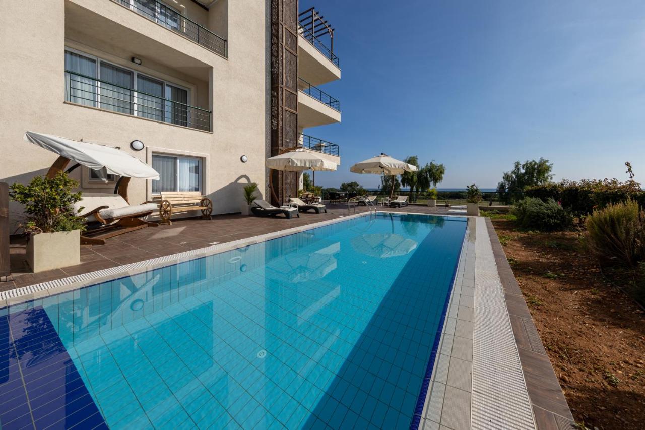 Thalassa Beach Family & Waterpark Resort Vokolidha Extérieur photo